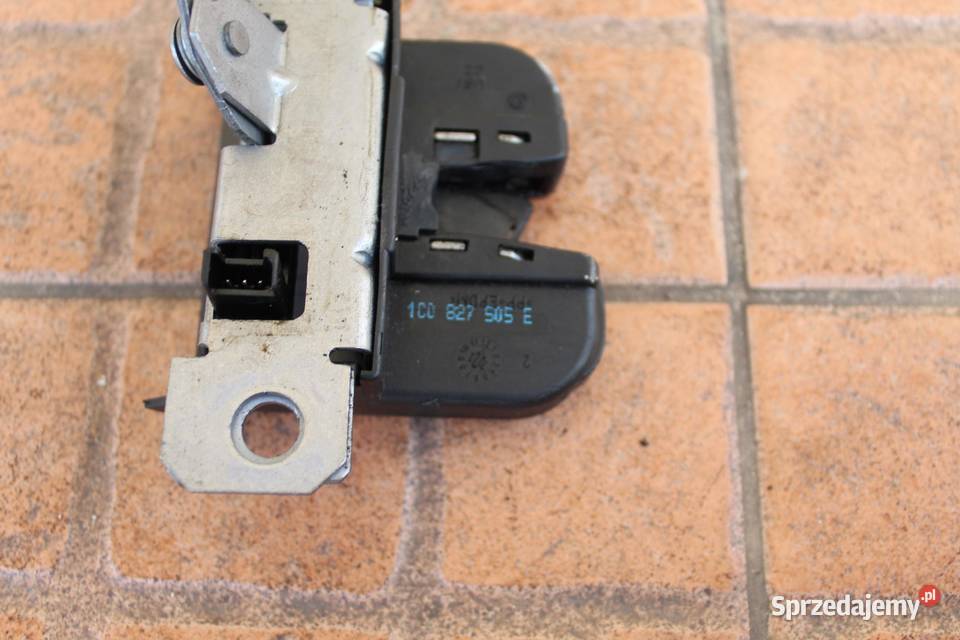 ZAMEK KLAPY BAGAŻNIKA TYŁ VW BEETLE 1C0827505E sprzedam
