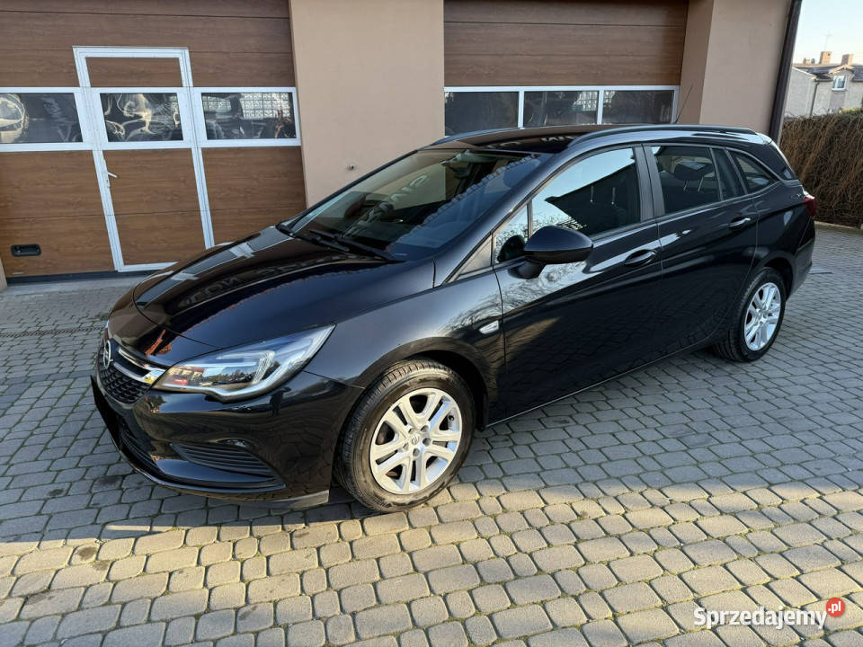 Opel Astra 14 125 Klimatyzacja Serwis K 20152021 4/5 Orzech sprzedam