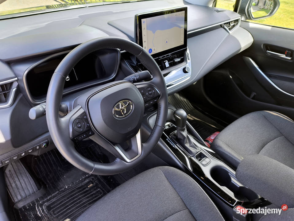 Toyota Corolla Sedan 18 Hybrid 140 Style 112025 10500km Gdańsk