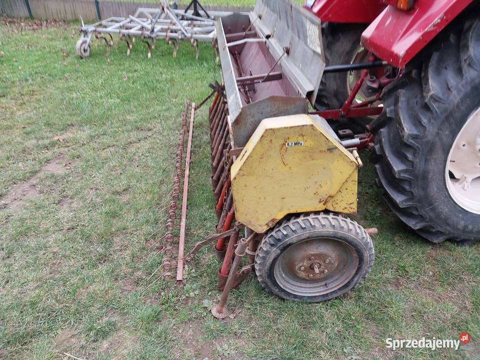 Siewnik zbożowy poznaniak 27 Cieszowa sprzedam