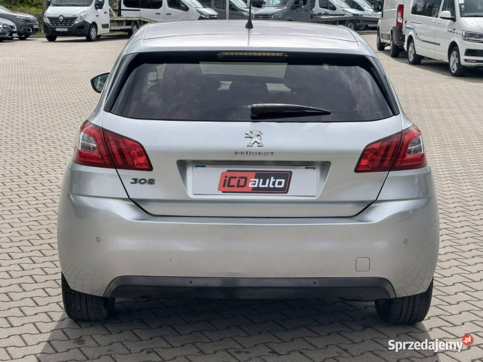Peugeot 308 12 benzyna 110 tablet ledy tempomat sprzedam