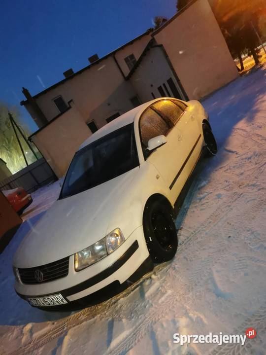 Auto W idealnym stanie Passat 18t 4/5 Passat wielkopolskie Poznań