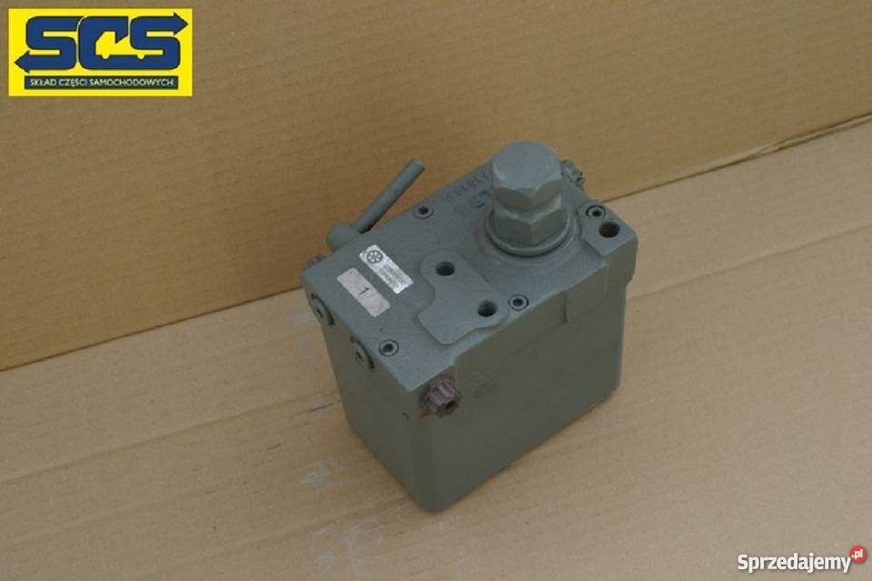 POMPKA PODNOSZENIA KABINY MERCEDES A 0015533801 Bieleń