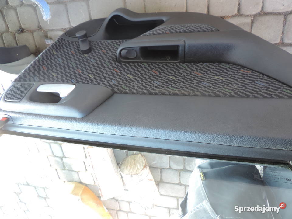 Drzwi lewy tył Astra 2 kolor Z20M kombi