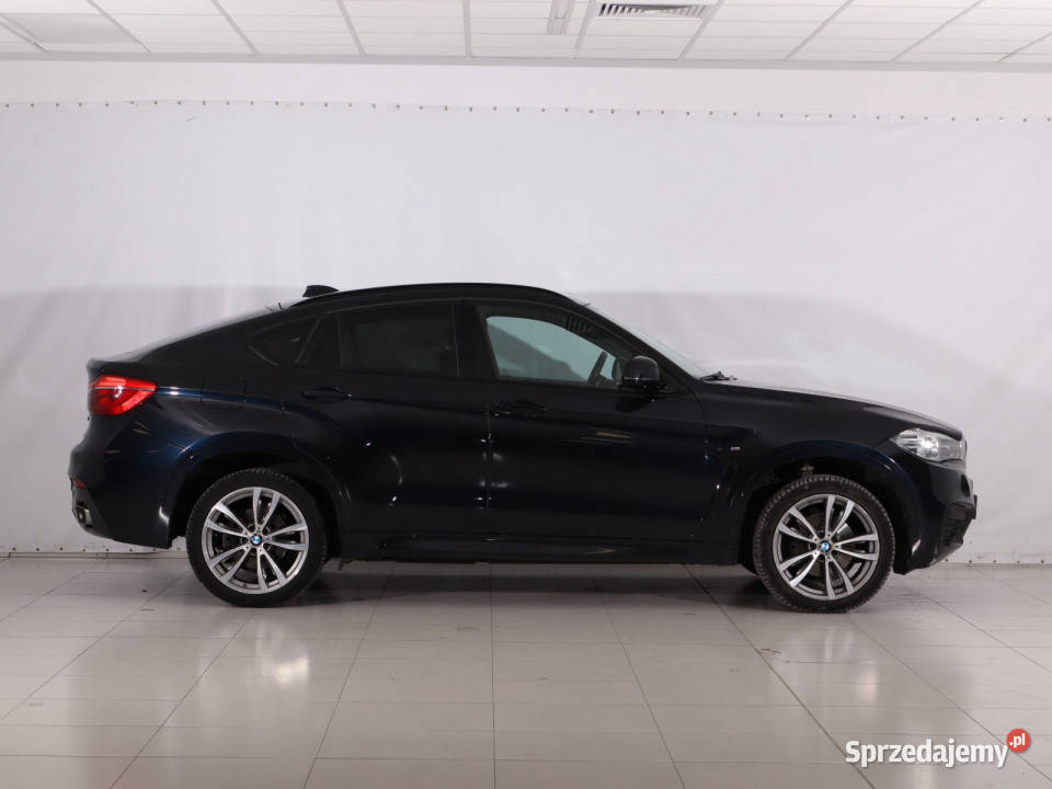 BMW X6 xDrive30d czarny Piaseczno