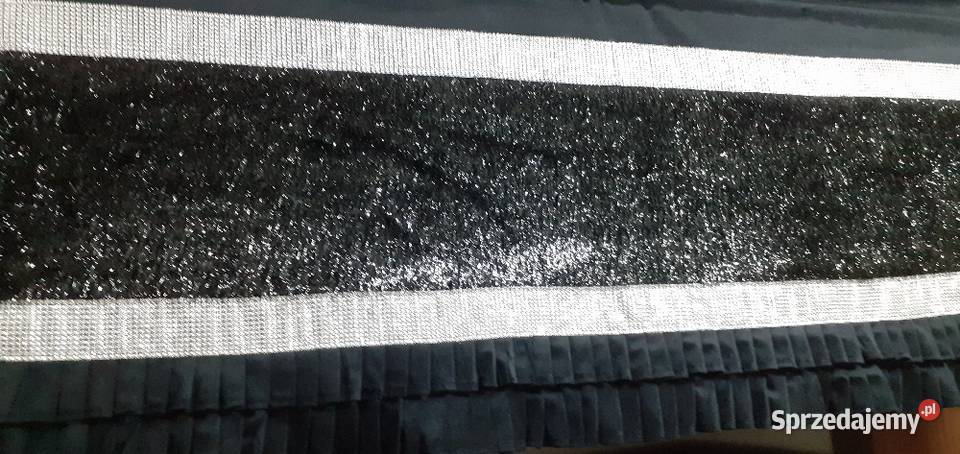 Lambrekin z błyszczącym włosem czarny mazowieckie Mława