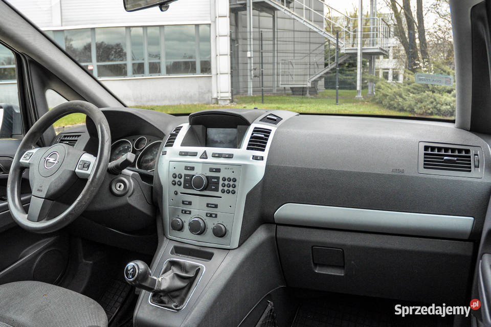Opel Zafira 18 140 LPG 2009 r Lift 7osobowy Zafira Wrocław