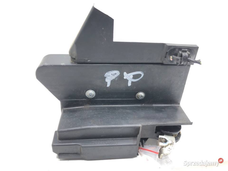 ZAMEK DRZWI PRAWY PRZÓD DACIA SANDERO III