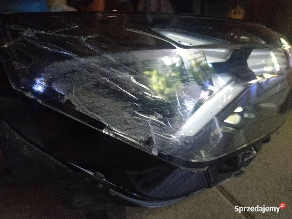 Lampa przednia Dacia Sandero lll Poznań