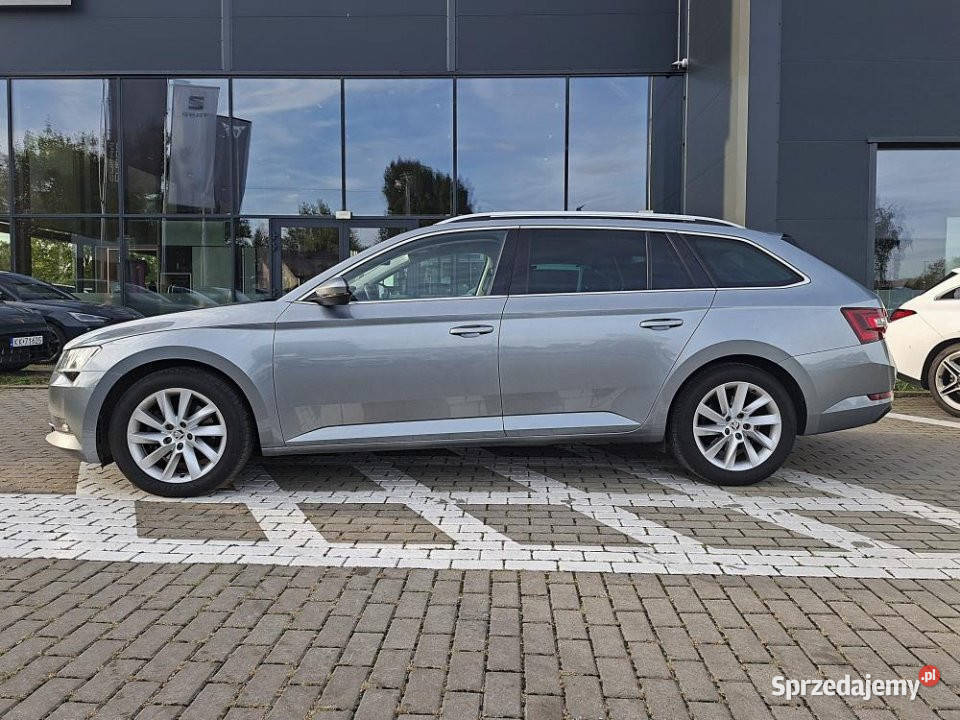 Skoda Superb 2016r SalonPL PodgrzFotele 222634km Kraków