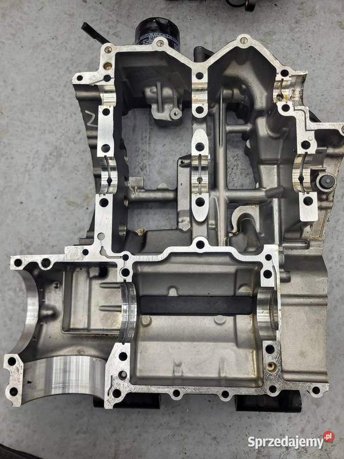 YAMAHA TENERE 1200 BLOK SILNIKA KARTER OBUDOWA Silniki i osprzęt