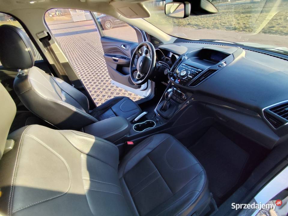 Ford Kuga Titanium automat AWD szyberdach Siennica