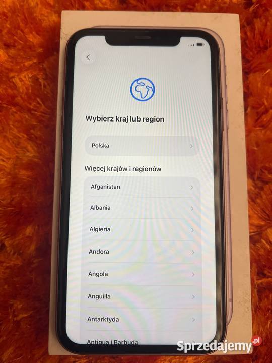 iPhone 11