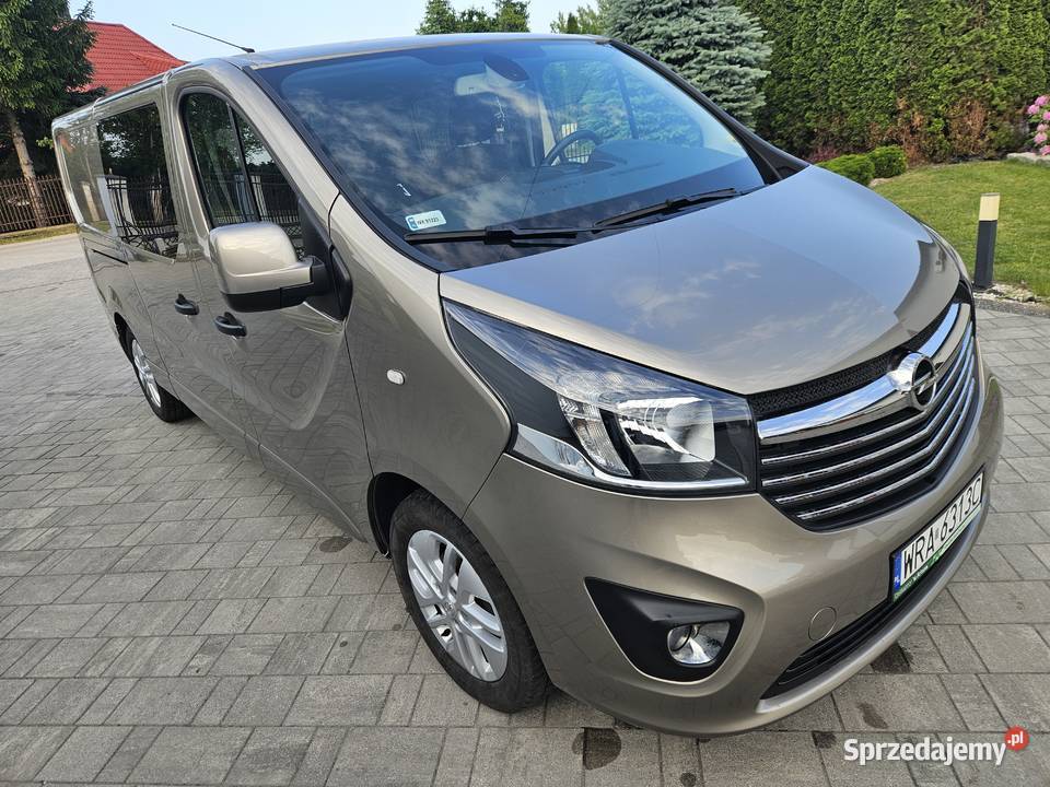Vivaro brygadówka niski przebieg jeden elektryczne szyby Opel Radom sprzedam