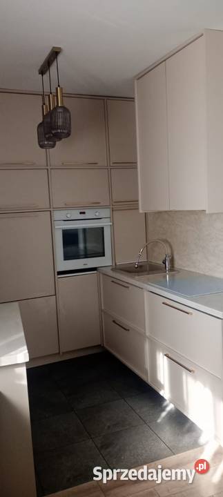 Budynek Użytkowy Zielona