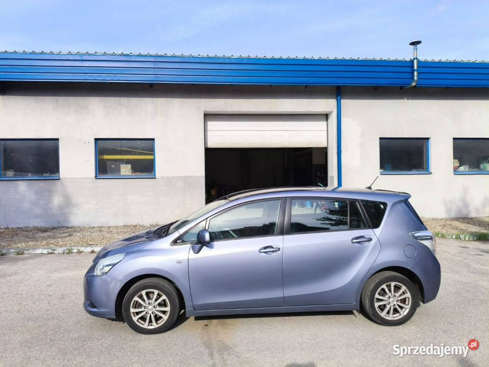 Toyota Verso ks serwisowa bezwypadkowy stan ABS Verso Janów Lubelski
