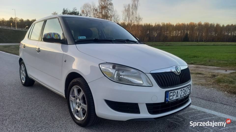 Skoda fabia 2 salon Polska 12 benzyna Pabianice