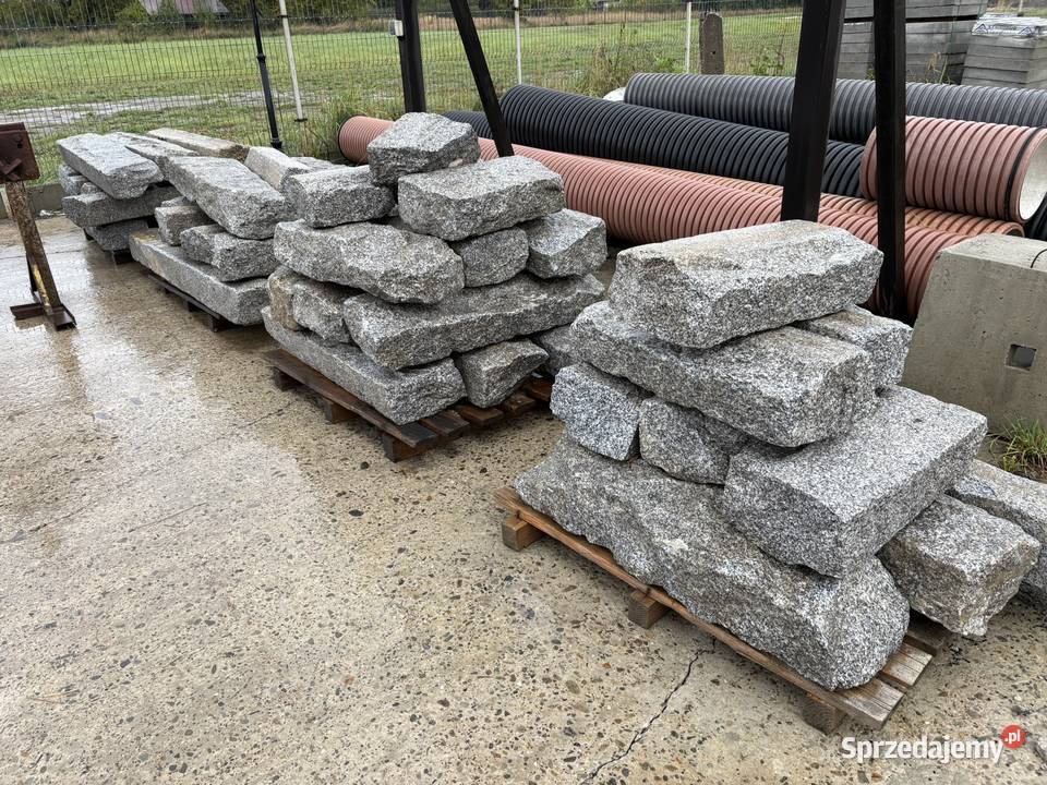 Słupek Geodezyjny Graniczny betonowy z Tomaszów Lubelski