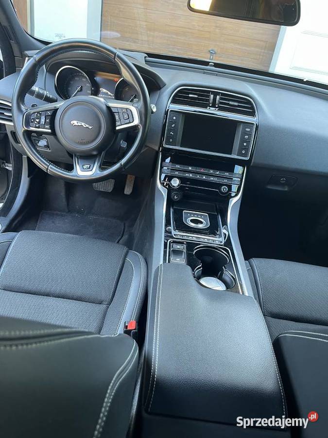 Jaguar XE RSport lubuskie Modrzyca