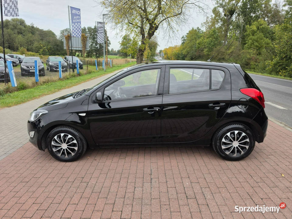 Hyundai i20 Hyundai i20 12 benzynka niski Cielcza