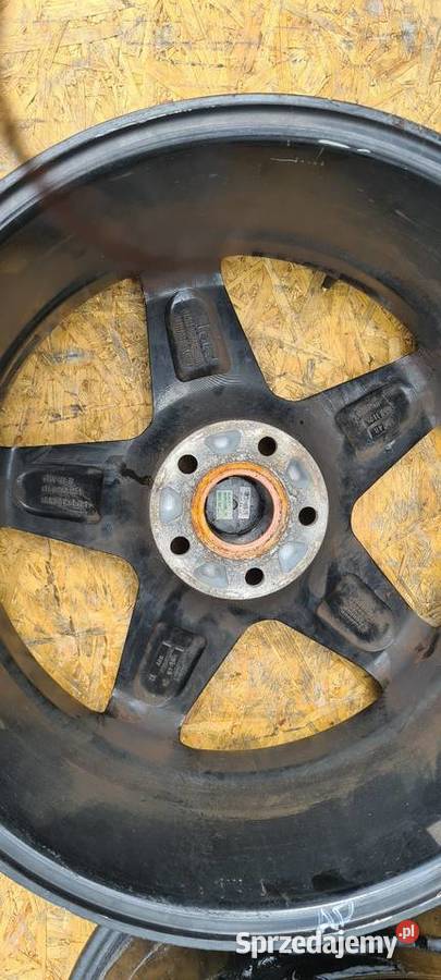 Felga R3 H08 5x112 ET 48 18 85j aluminiowe