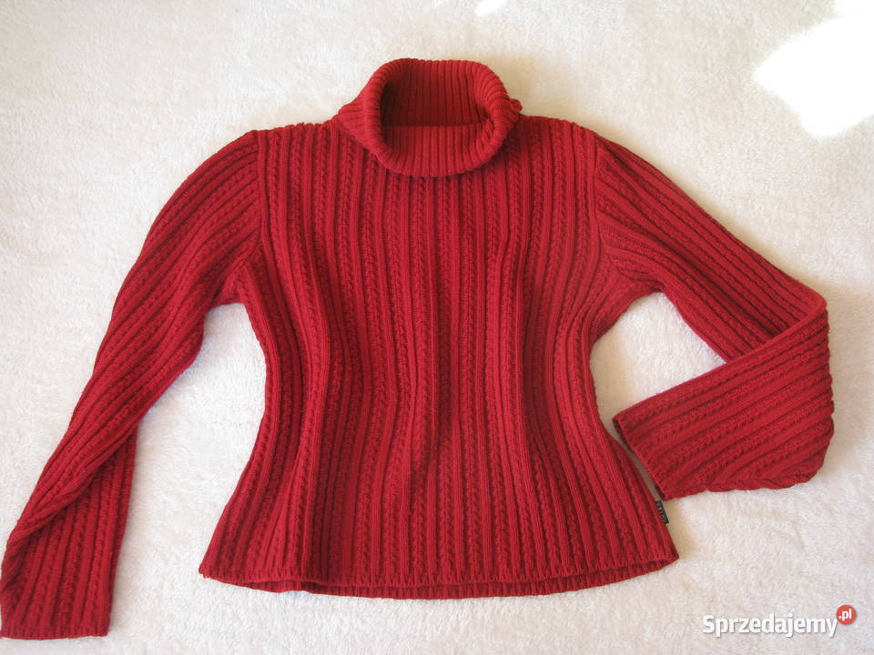 Elegancki czerwony sweterek z golfem ML czerwony Brzegi sprzedam