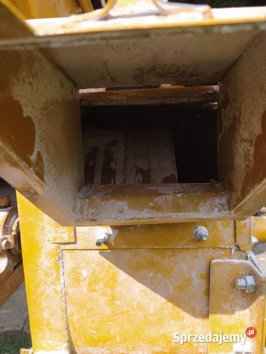 Sprzedam śrutownik Kostomłoty Pierwsze sprzedam