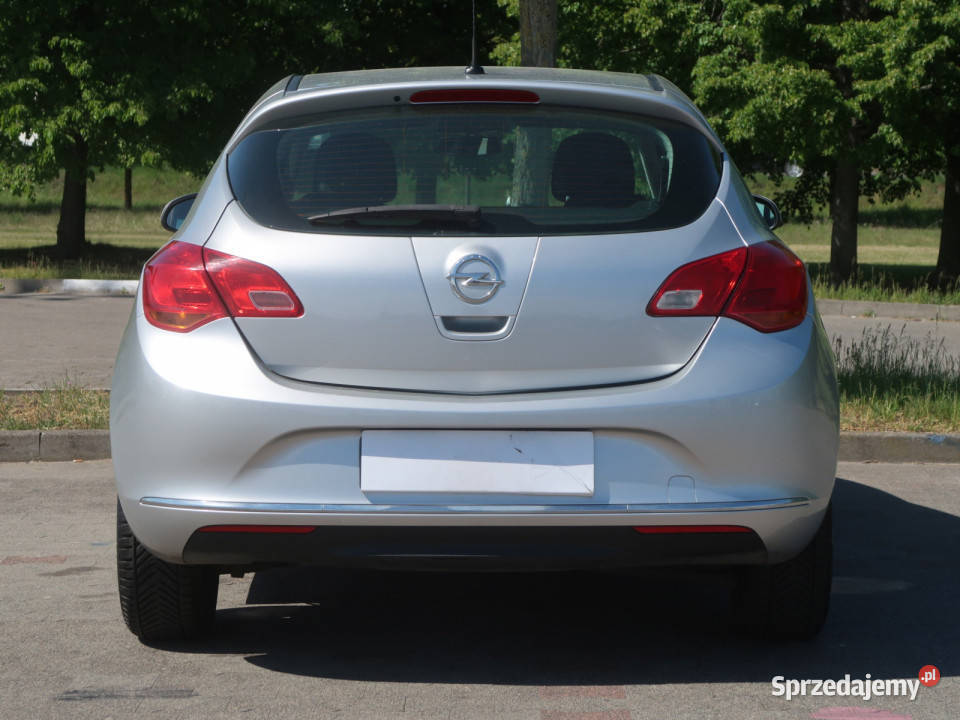 Opel Astra 14 T ASR (kontrola trakcji) Samochody osobowe