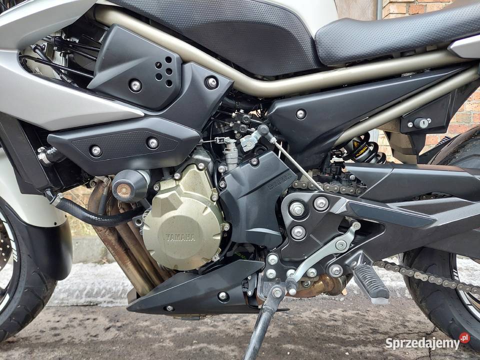 YAMAHA XJ6 ABS 2010r katA2 odblokowana dużo biały Katowice sprzedam