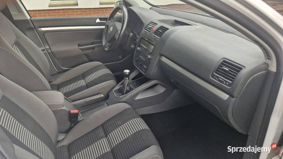 Volkswagen Golf V 16 VW B 102 5 DRZWI Częstochowa