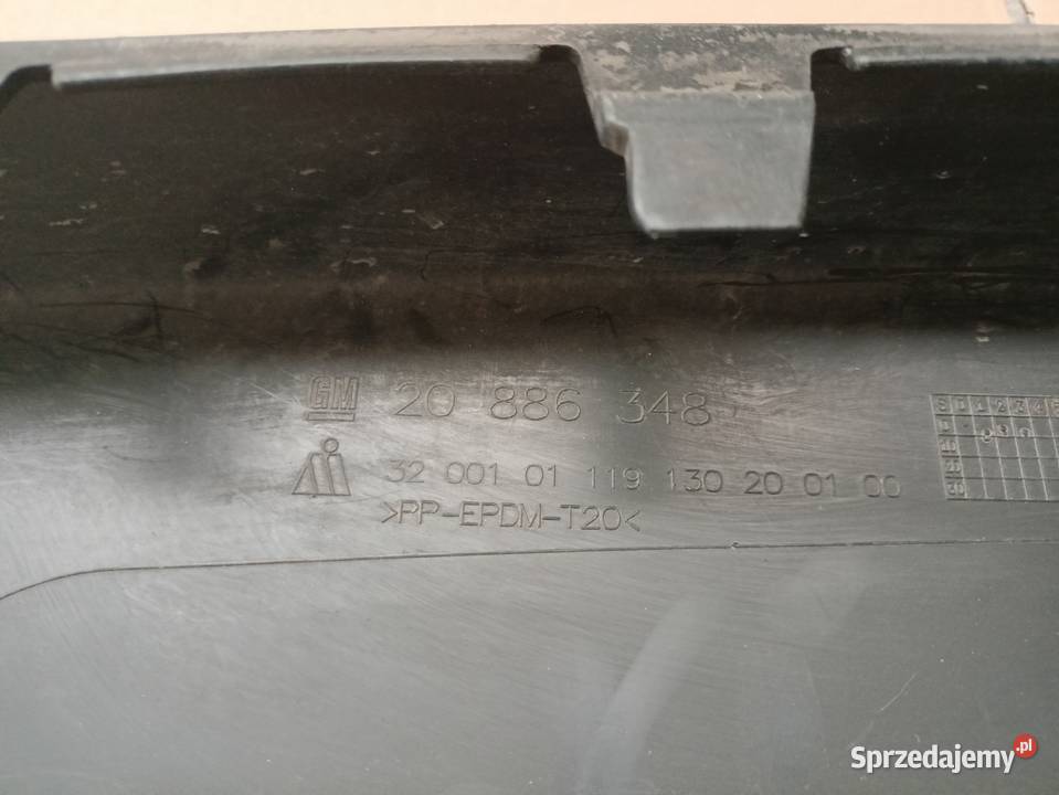 OPEL ASTRA J SEDAN NAKŁADKA ZDERZAKA TYŁ 20 886 listwy na zderzak Zduńska Wola