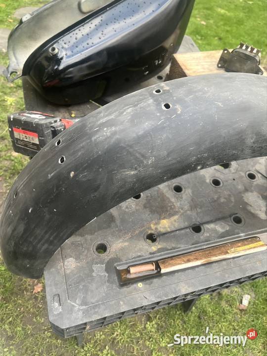 Błotnik MZ etz 125 150 org DDR