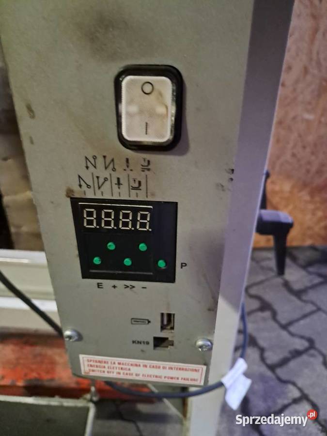 CMCI 108 maszyna do szycia spodów z cholewką Magazynowanie sprzedam