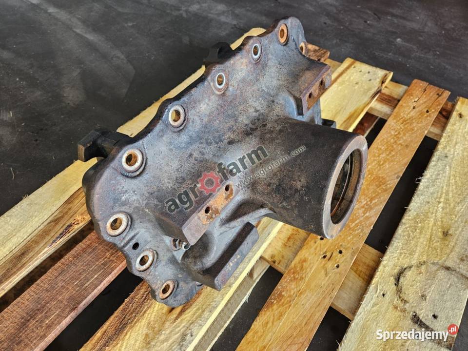 Obudowa dyferencjału Massey Ferguson 8660 8730 Byków