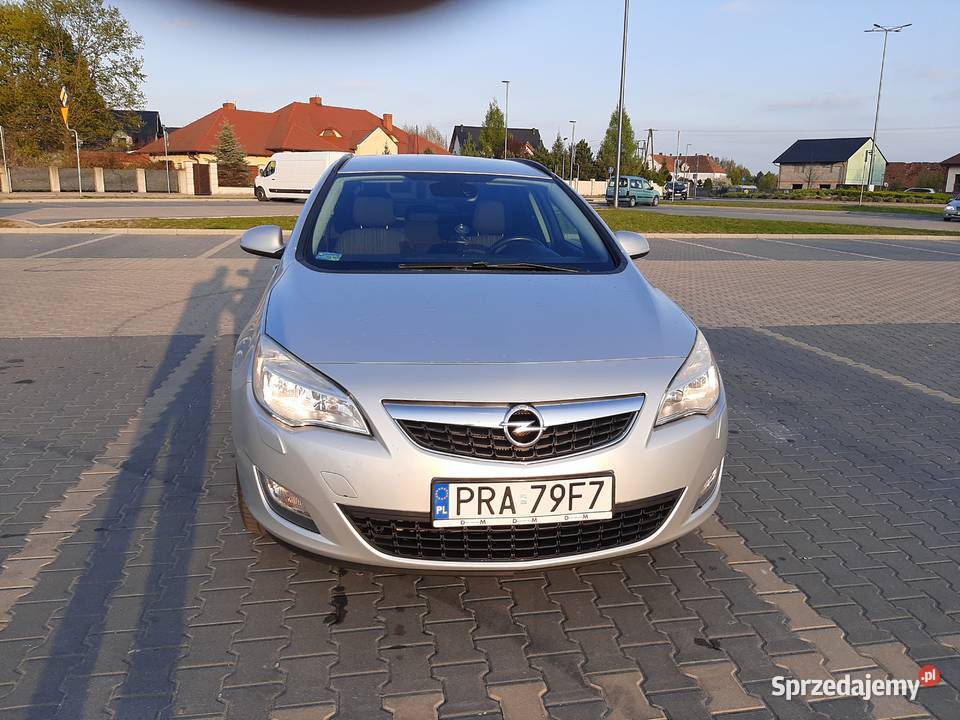 Opel Astra J 140 14 Turbo KombiLPG Astra Rawicz