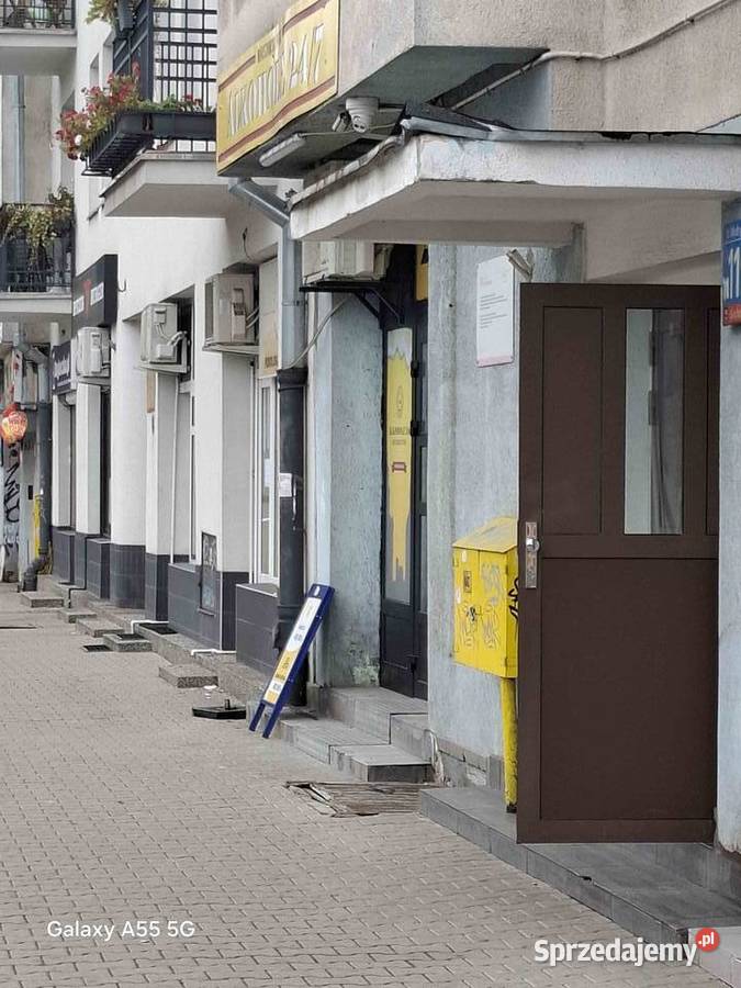 Sprzedam lokal handlowy od ulicy Warszawa