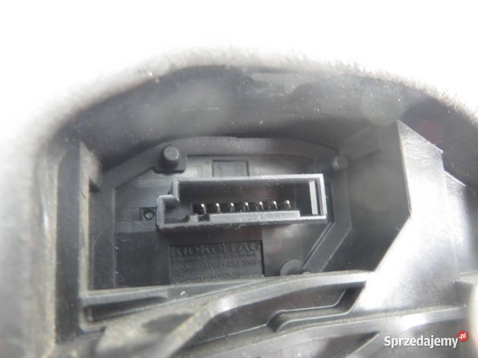 ZAMEK PRAWY TYLNY BMW X3 E83 7167070 7 PIN sprzedam