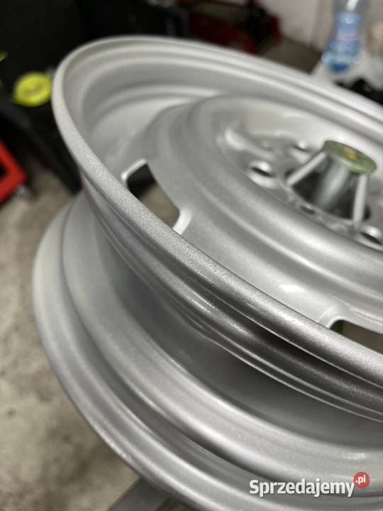 Felgi Fiat 126 el bezdętkowe renowacji Buk