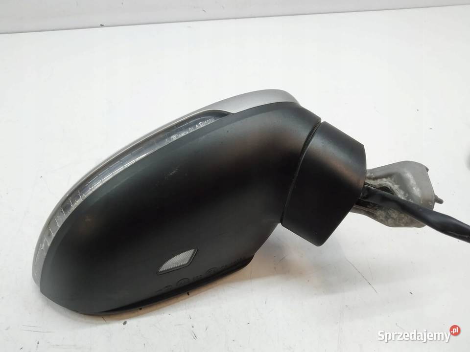 LUSTERKO PRAWE 13PIN EUROPA LB7W VW Volkswagen