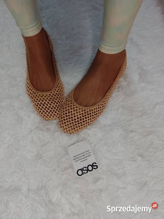 43 ASOS Ażurowe baleriny wieczorowe z Londynu