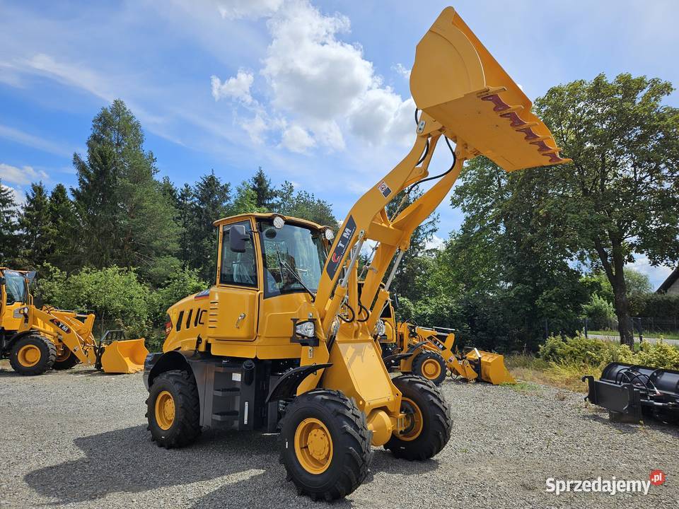 CTM 925 Nowa ładowarka kołowa 80 4100 TRANSPORT Rok produkcji 2026 lubelskie Parczew