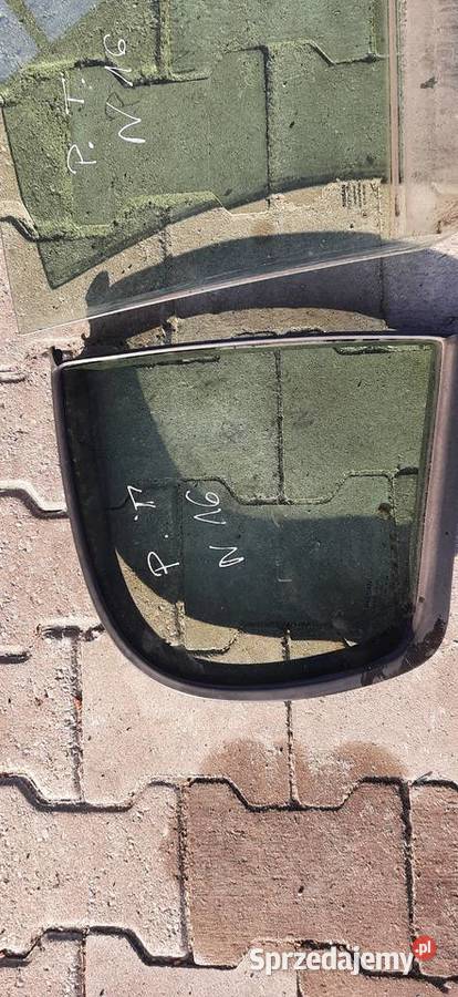 Szyba trójkątna prawy tył osobowe