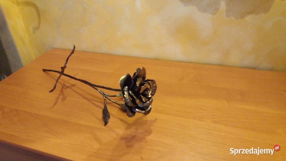 RÓŻA METALOWA KUTA Suwałki