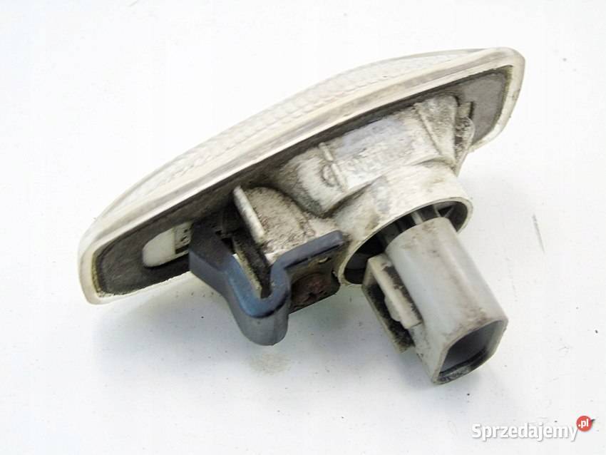 KIERUNKOWSKAZ MIGACZ OPRAWKA ŻARÓWKI TUCSON I osobowe Sosnowiec