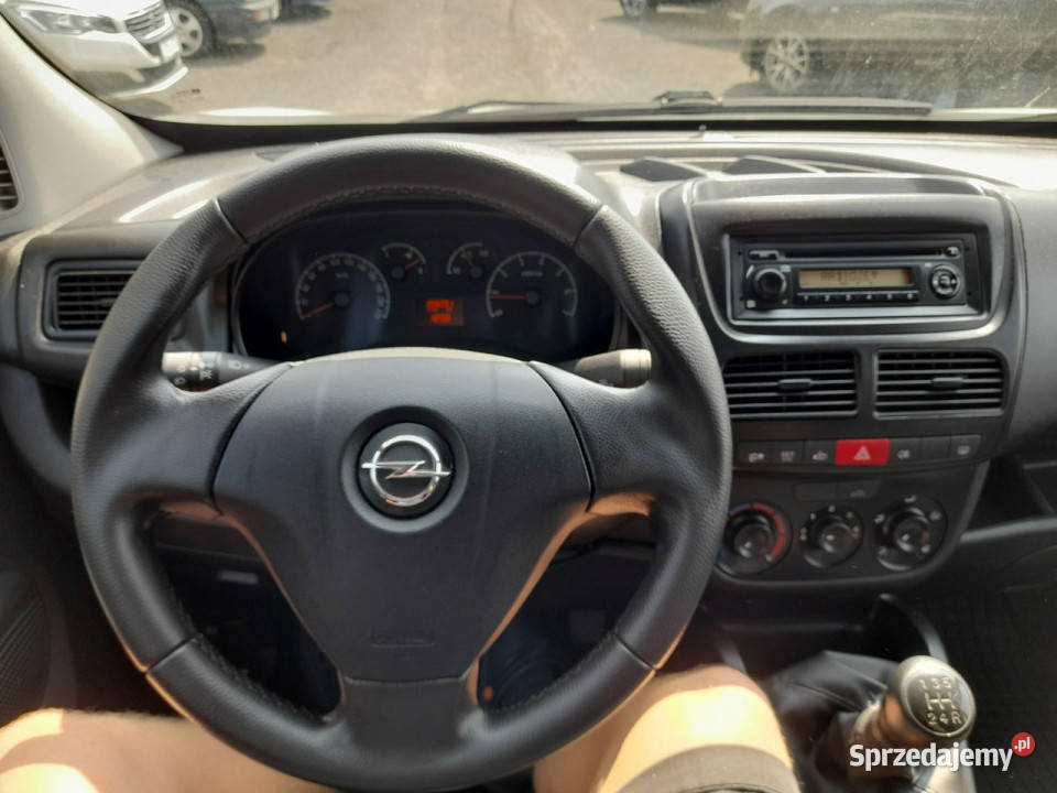 Opel Combo Chłodnia 15C do 25C zarejestrowana i zachodniopomorskie Lipiany