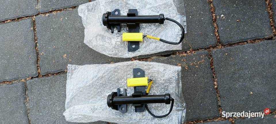 2x Nabój pirotechniczny maski zawiasu BMW 3 G20 sprzedam