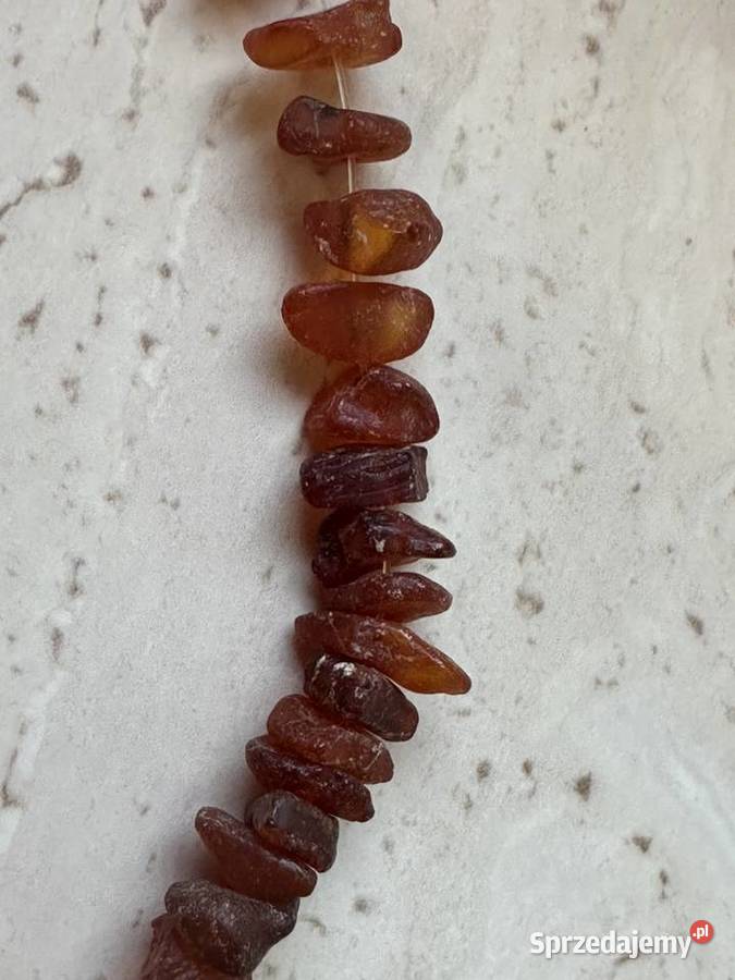 Komplet naszyjnik z broszką z bursztynu