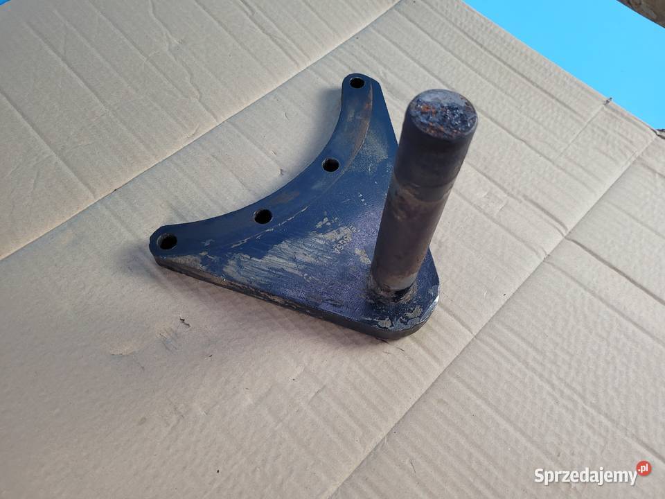 CASE IH PUMA 145 12r SWORZEŃ PODNOŚNIKA PRAWY