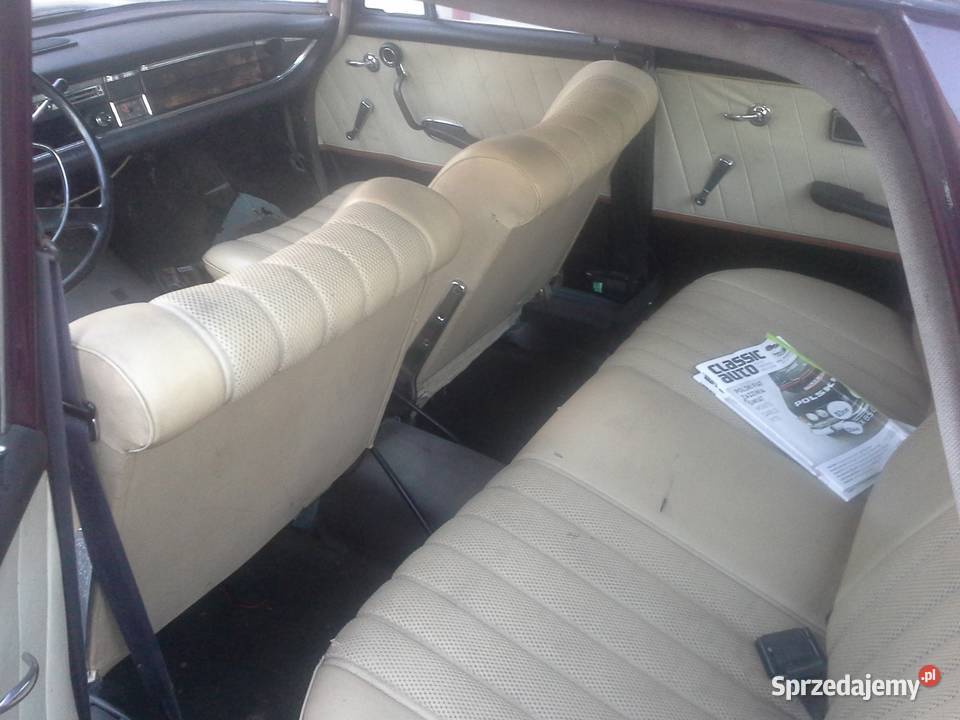 Mecedes W110 190C Skrzydlak 1961 mazowieckie