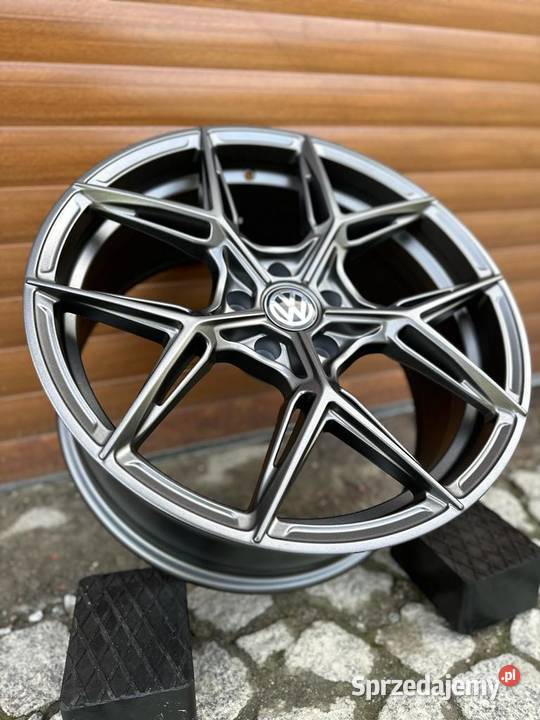 NOWE Felgi Aluminiowe 19 Seventy9 Audi Orzesze